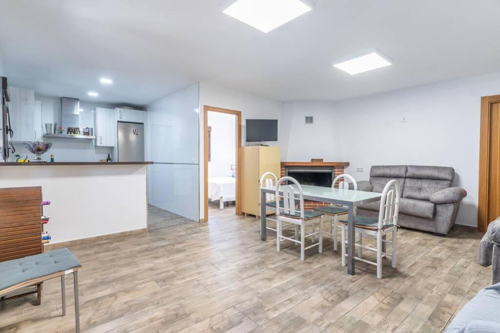 Villa De Fernan Perez Níjar Екстериор снимка